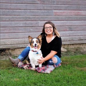 Meet your Posher, Hannah